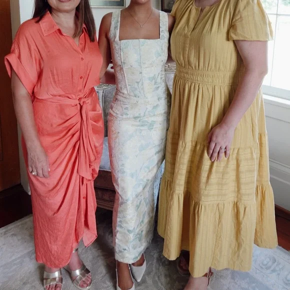 Yellow the Label Set - Picture 3 of 3